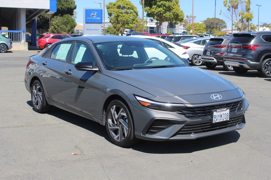 Certified Used 2025 Gray Hyundai SEL Sport image 5