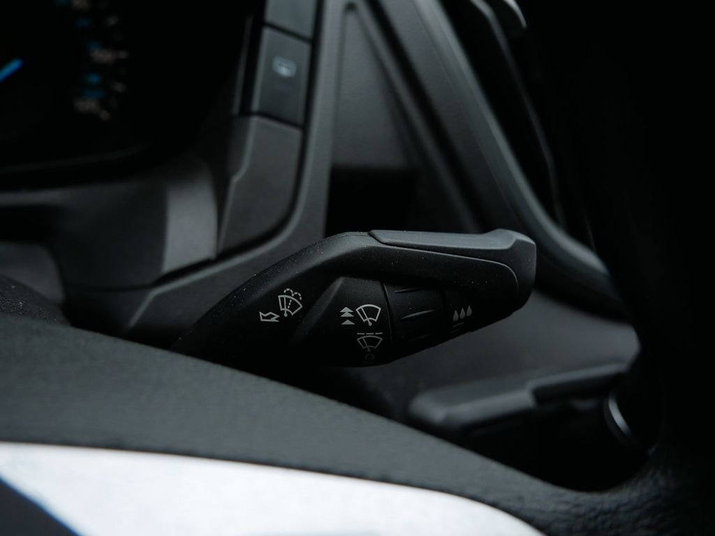 Certified Used 2019 White Ford XL image 29