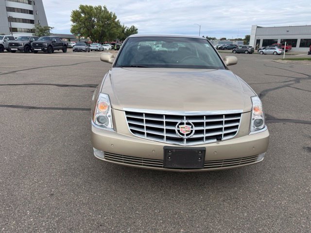 Used 2006 Beige Cadillac Base image 5