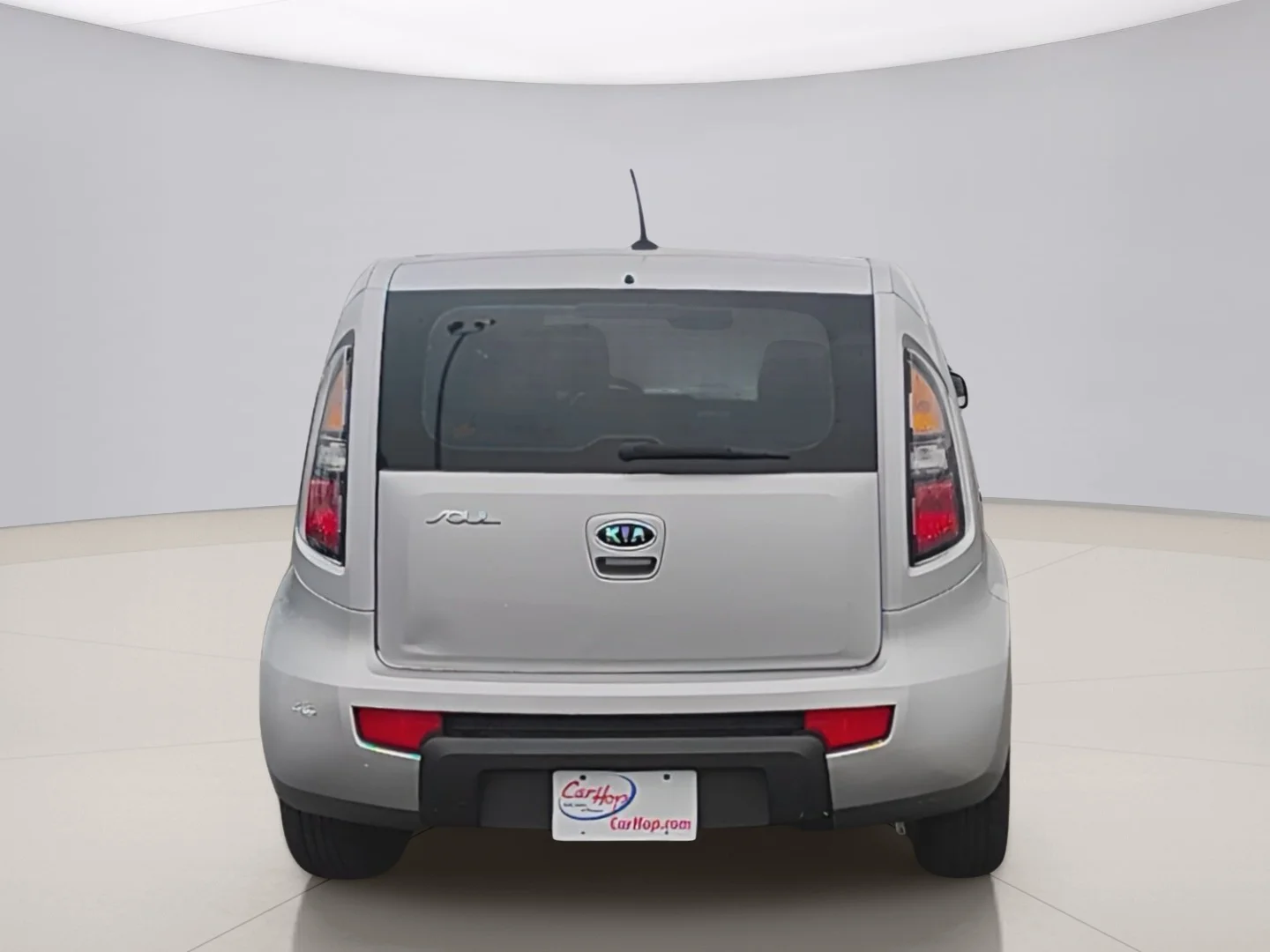 Used 2011 Silver Kia ! WAGON image 4
