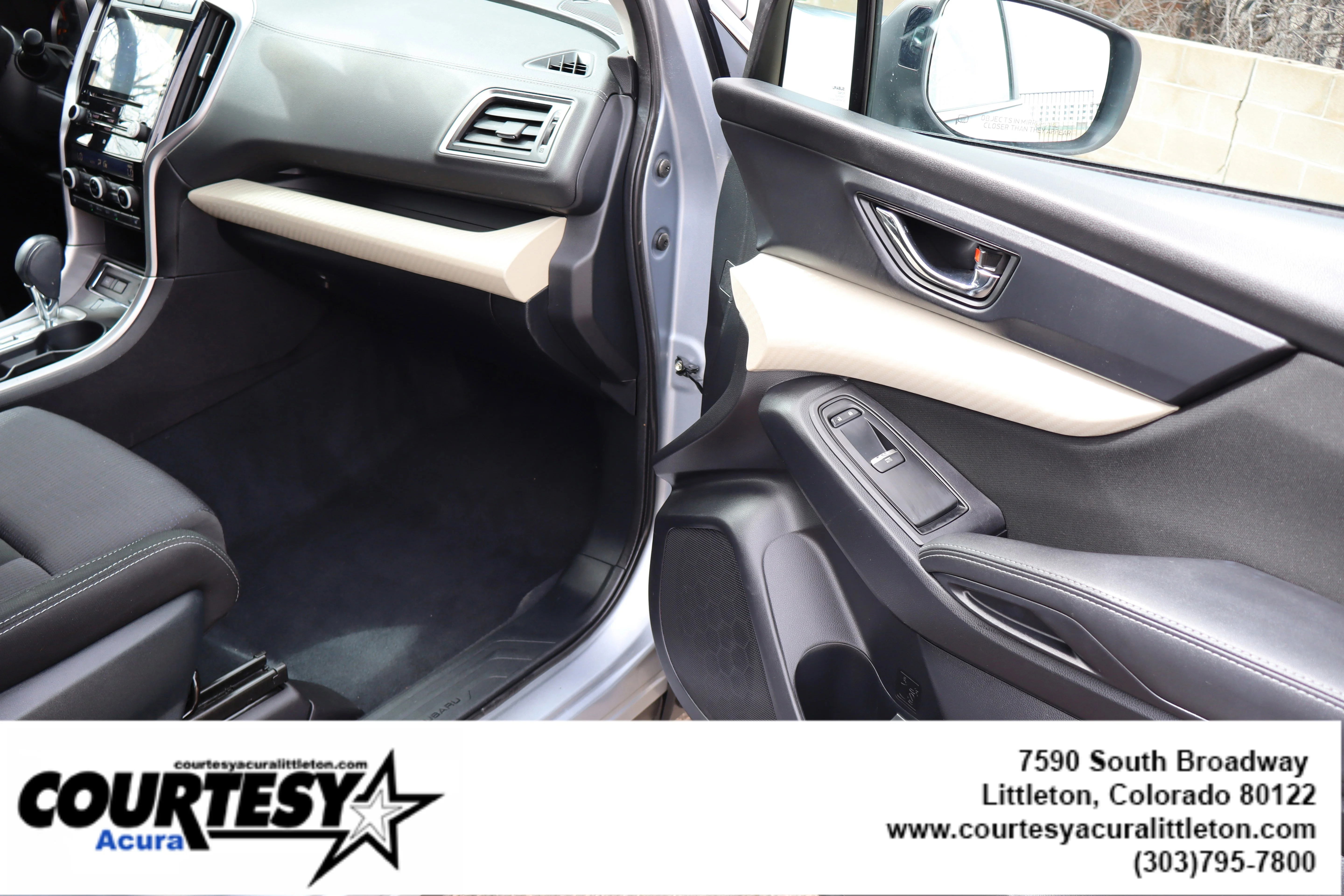 Used 2021 Ice Silver Metallic Subaru Premium image 29