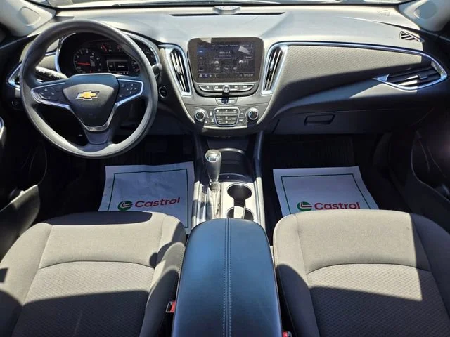 Used 2020 SUMMIT WHITE Chevrolet LT image 16