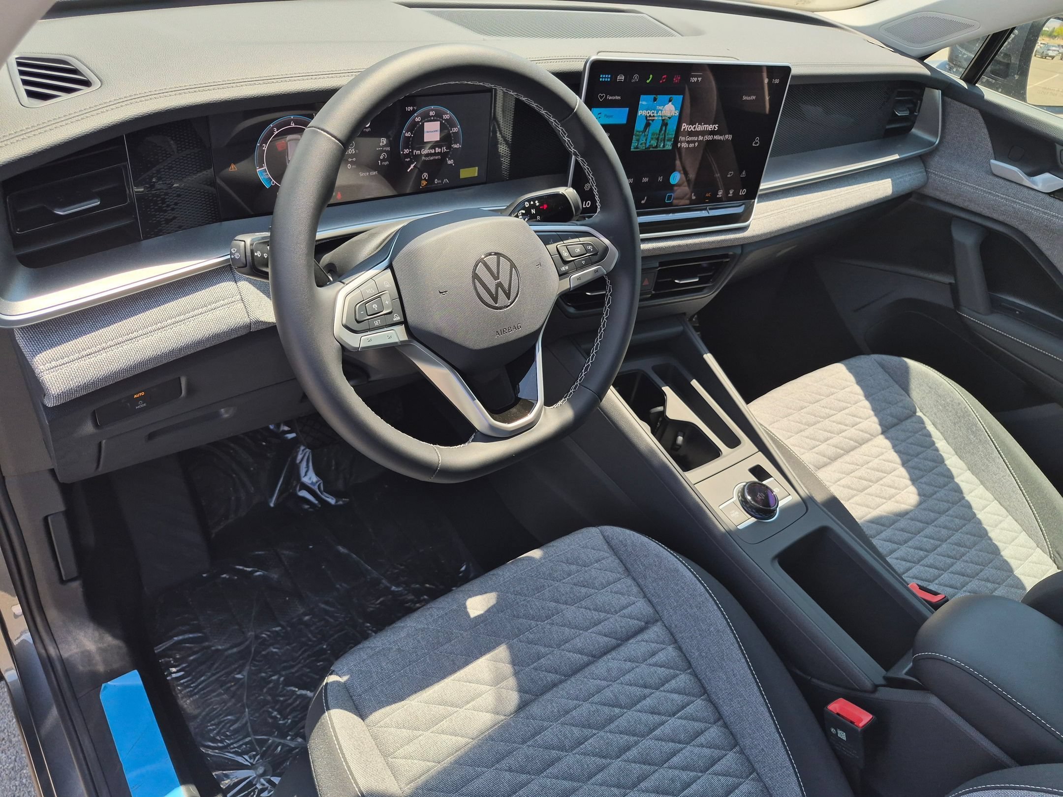 New 2026 Platinum Gray Metallic Volkswagen S image 14