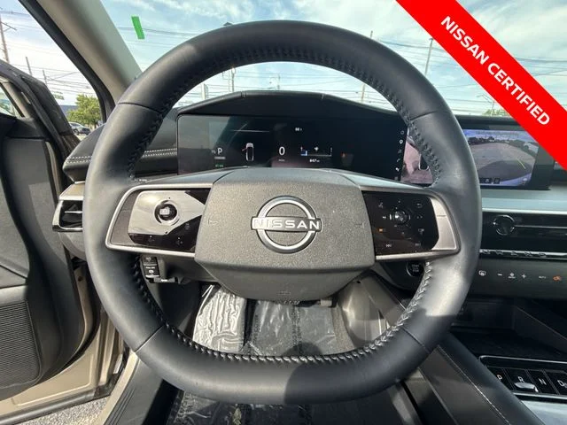 Used 2025 Gold Nissan SL image 14