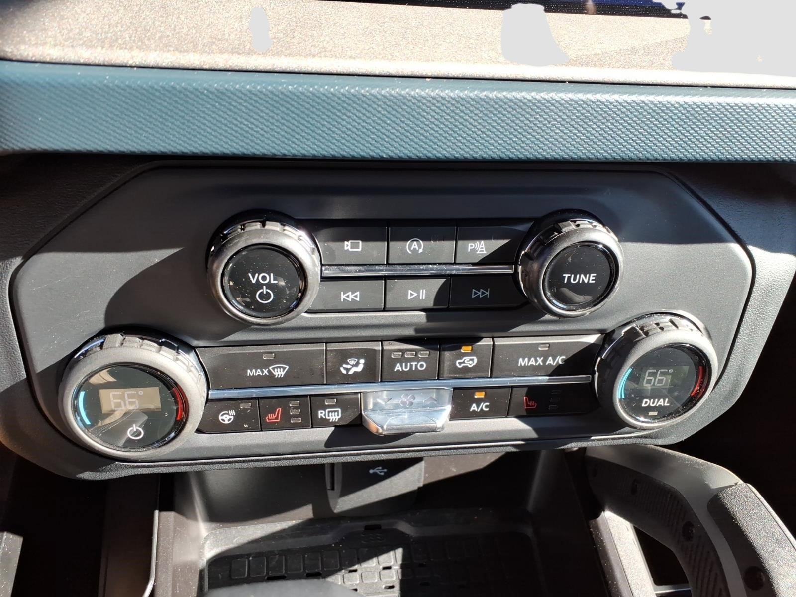 2024 Ford Bronco 4-Door Outer Banks - Photo 16