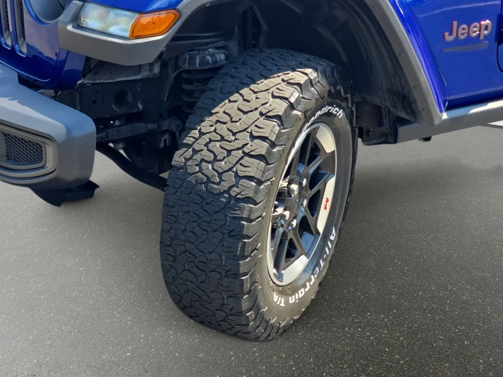 Used 2020 Blue Jeep Unlimited Rubicon image 32