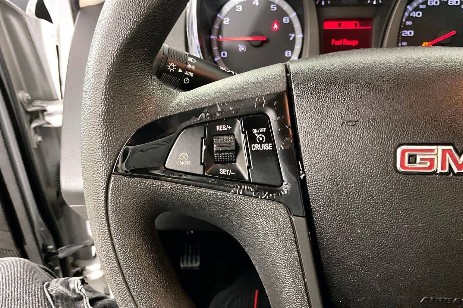 Used 2016 Quicksilver Metallic GMC SLE image 22