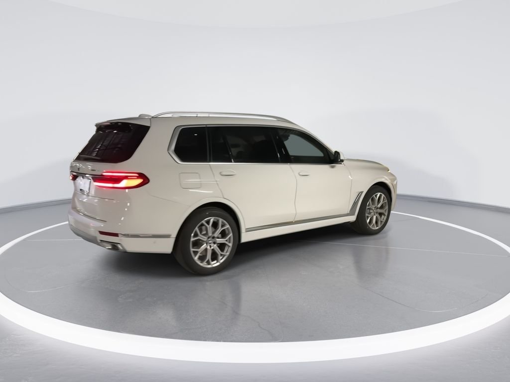 Certified Used 2025 White BMW xDrive40i image 8