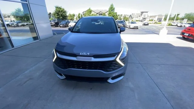 Used 2025 Silver Kia LX image 5
