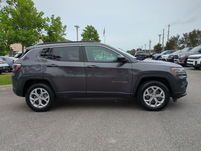 Used 2024 Gray Jeep Latitude image 4