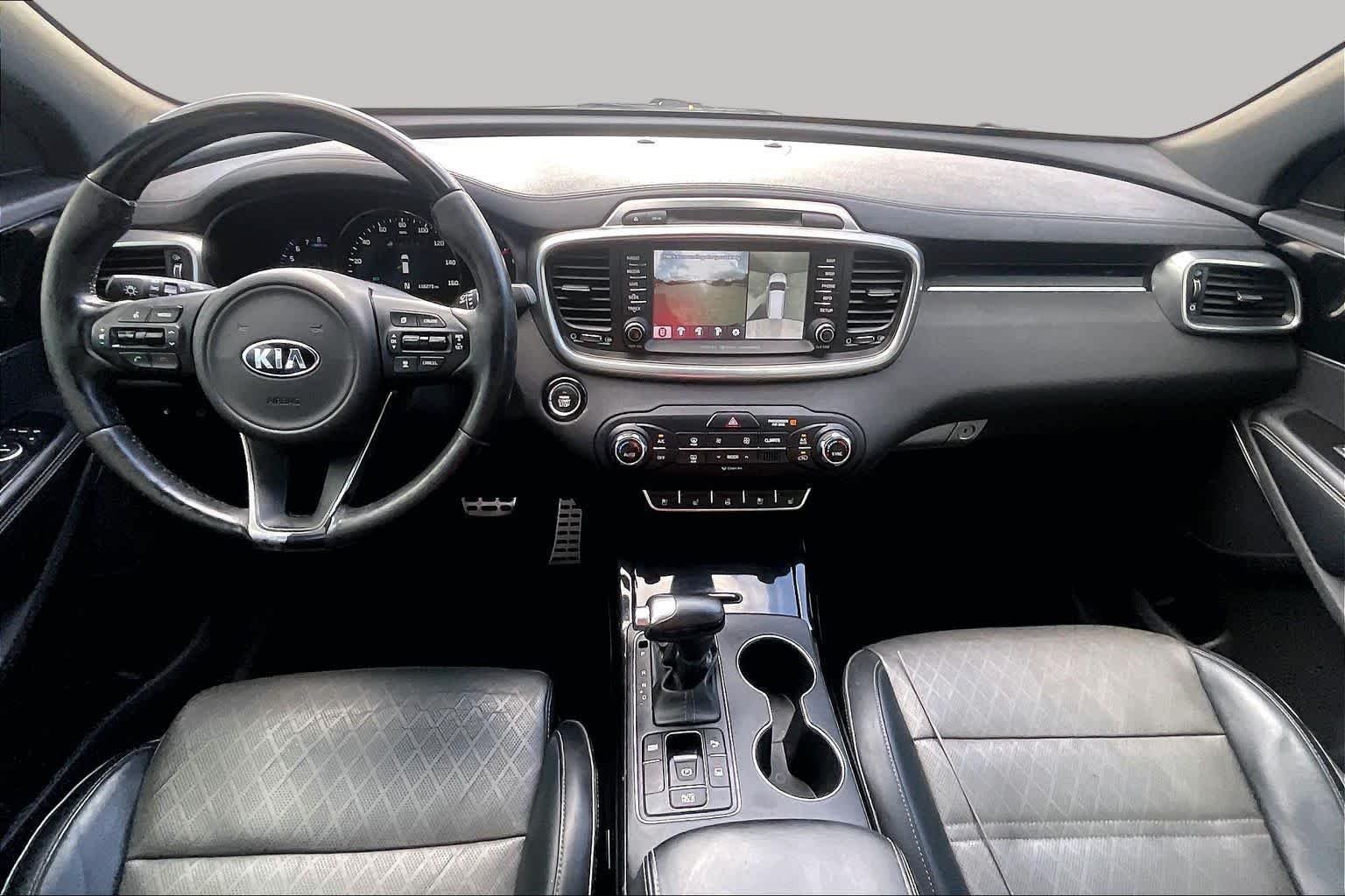 Used 2016 Titanium Silver Kia SXL image 16