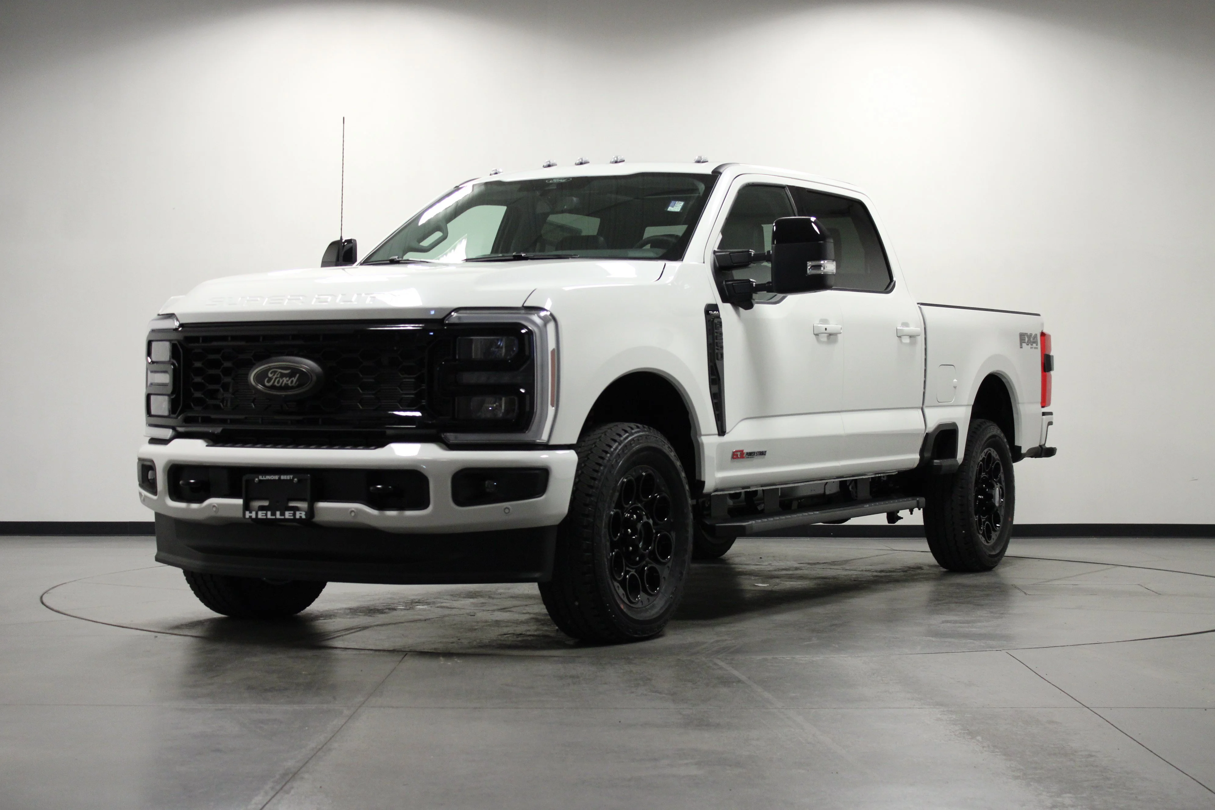 New 2026 Star White Metallic Tri-Coat Ford F-250® Lariat® image 8