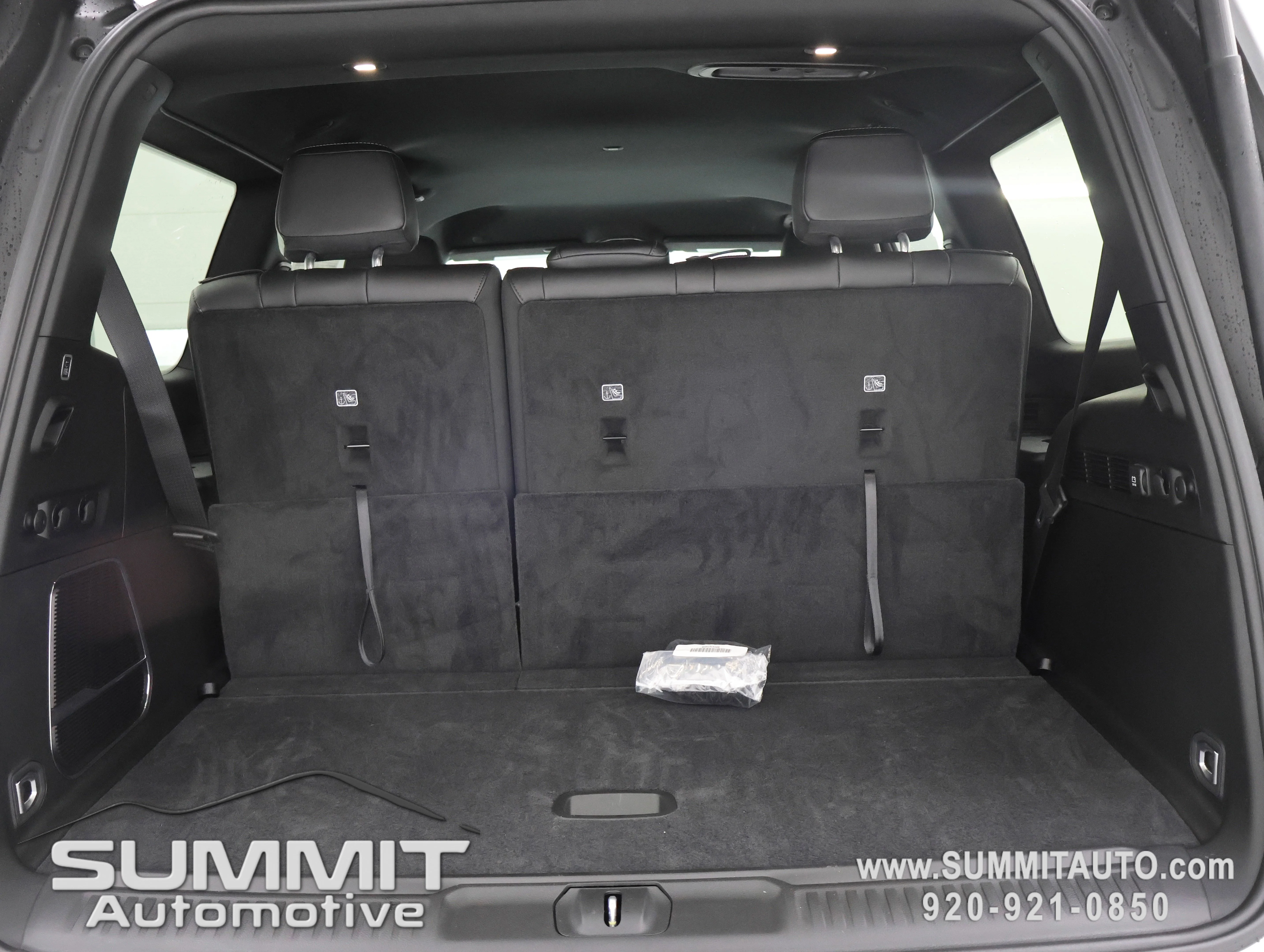 New 2026 Bright White Clear-Coat Exterior Paint Jeep  image 27