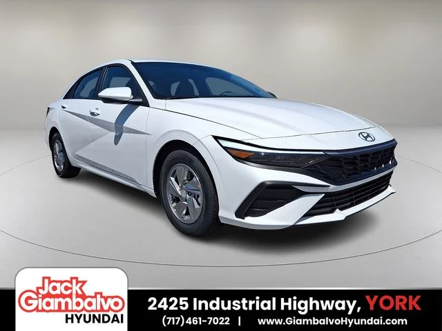New 2026 White Hyundai SE image 1