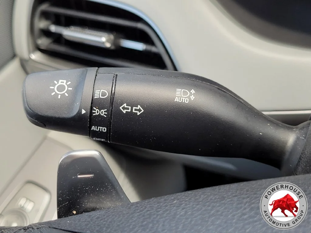 Used 2021 Black Hyundai SEL image 31