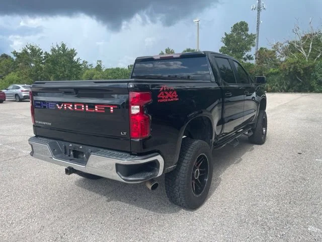 Used 2019 Black Chevrolet LT image 2