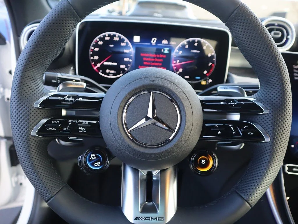 New 2026 Polar White Mercedes-Benz GLC 43 AMG® image 37