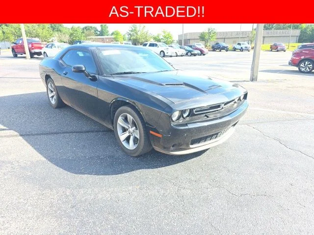 2019 Dodge Challenger SXT Auto's photo
