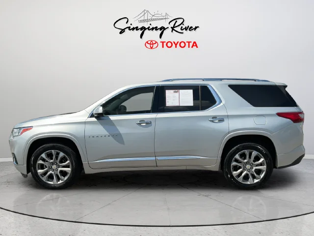 Used 2020 Silver Chevrolet Premier image 4