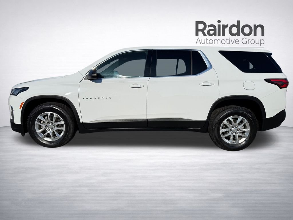 Used 2022 White Chevrolet LS image 4