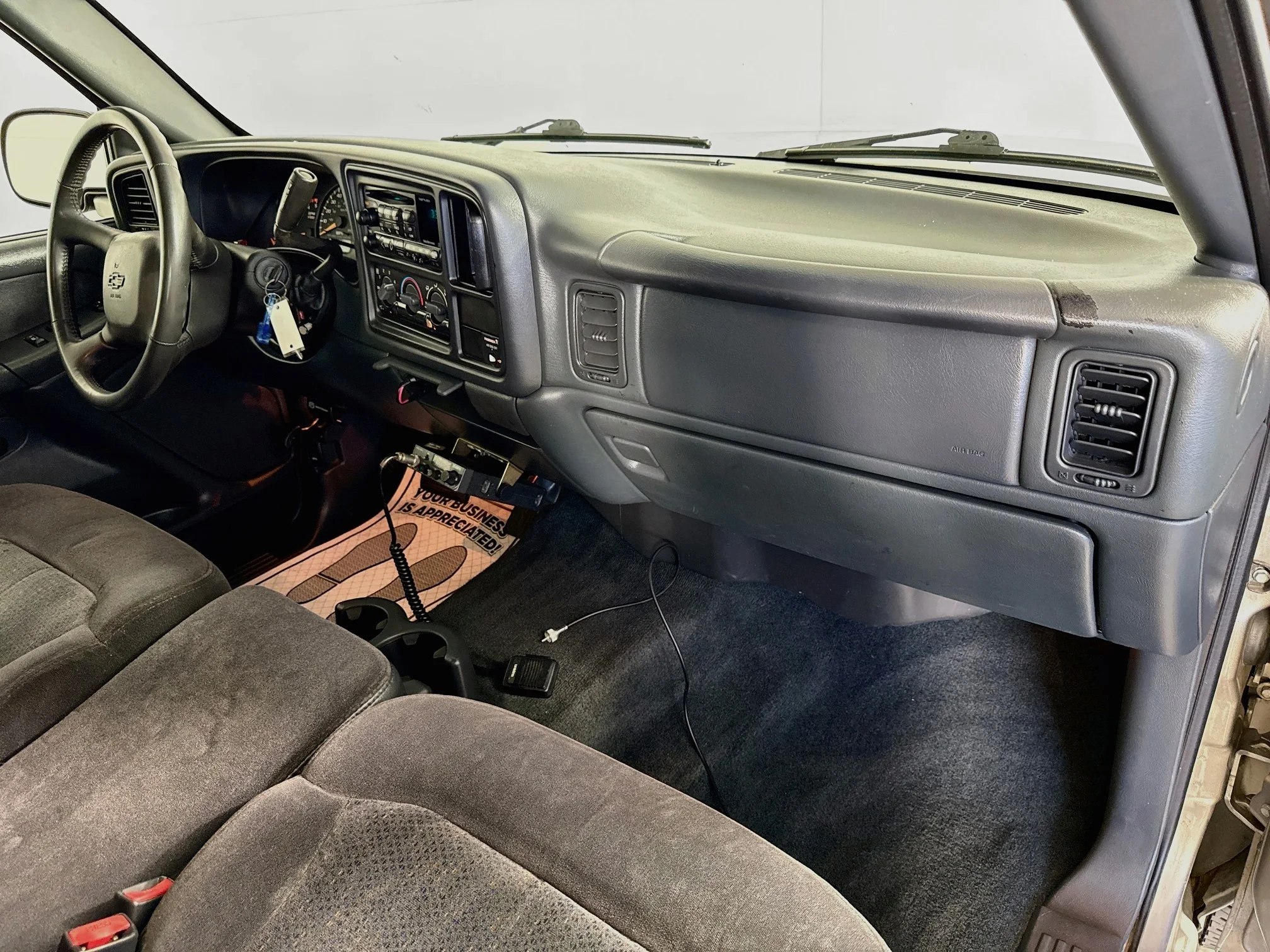 Used 2002 Light Pewter Metallic Chevrolet LS image 25