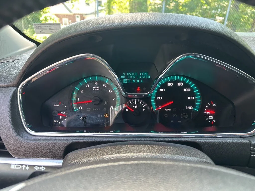 Used 2015 Gold Chevrolet LT image 20
