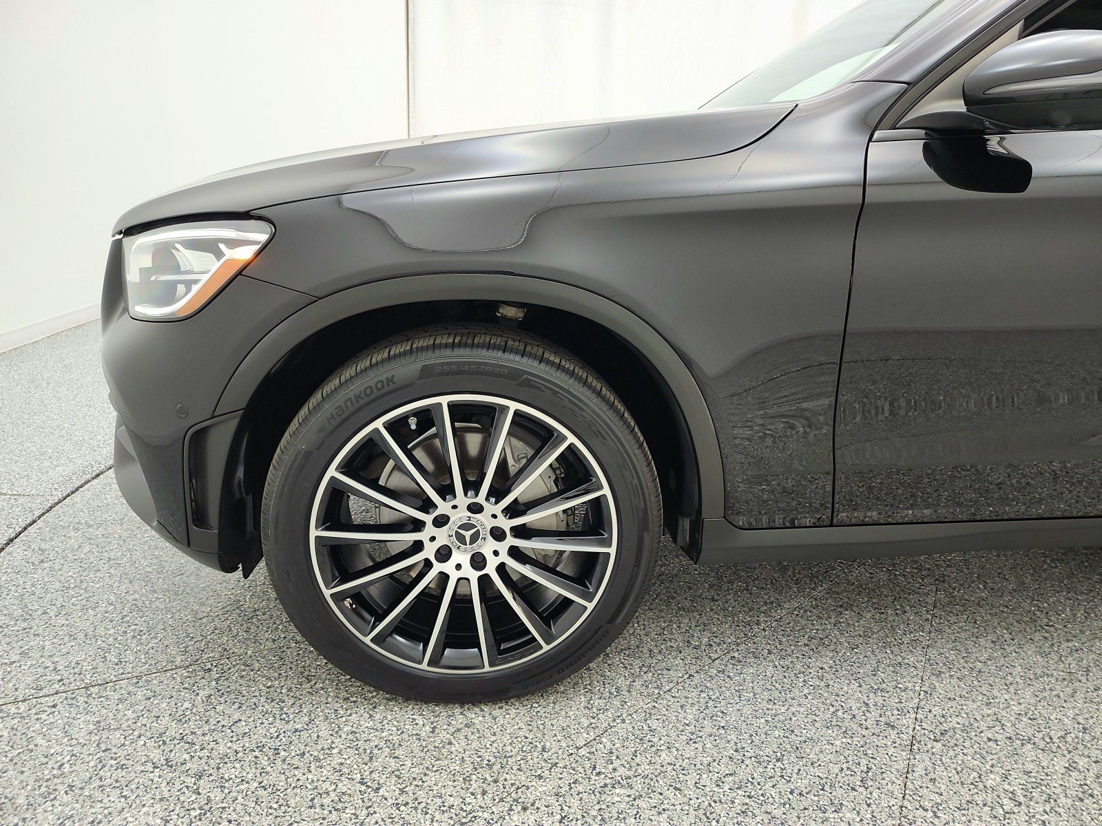 Used 2021 Black Mercedes-Benz GLC 300 SUV image 17