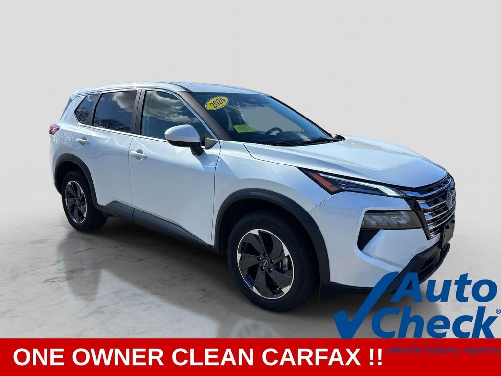 Used 2024 White Nissan SV image 6