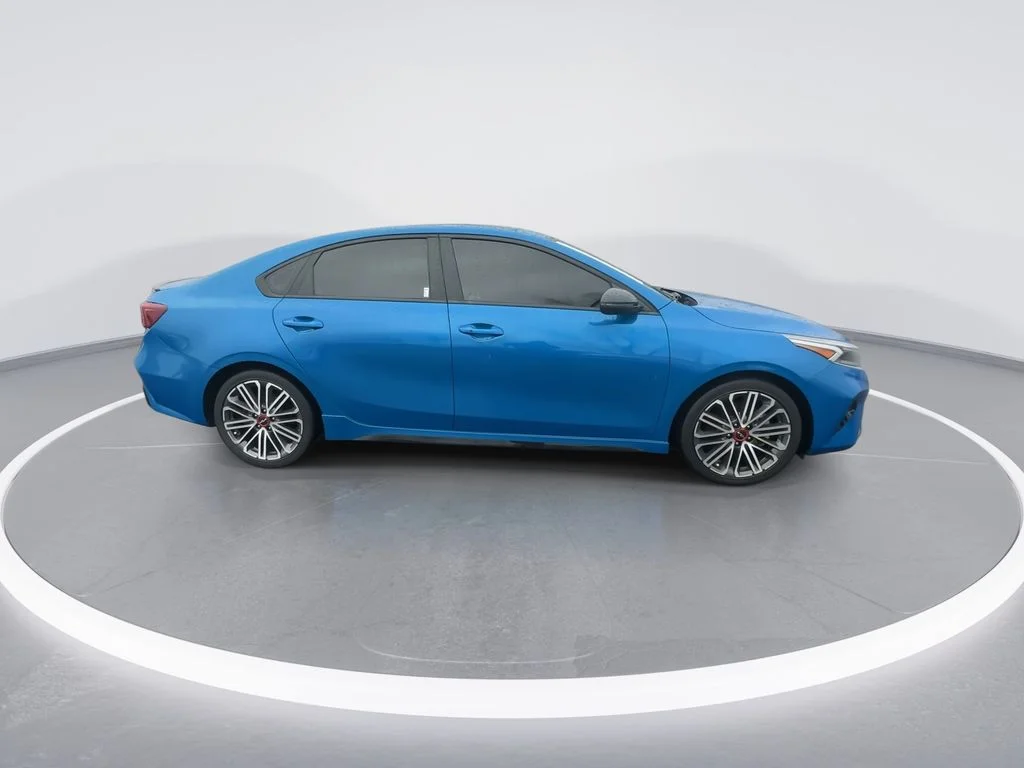 Used 2022 Blue Kia GT image 9