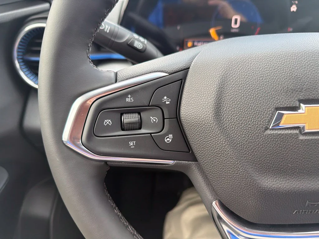 New 2026 Summit White Chevrolet LT image 9