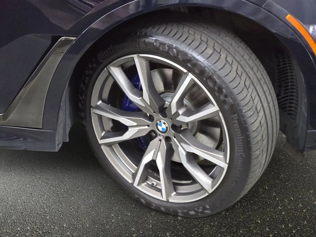 Used 2021 Carbon Black Metallic BMW M50i image 34