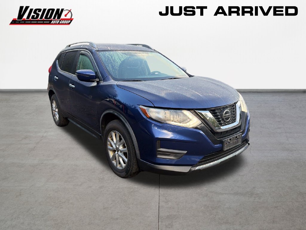 Used 2018 Blue Nissan SV image 3