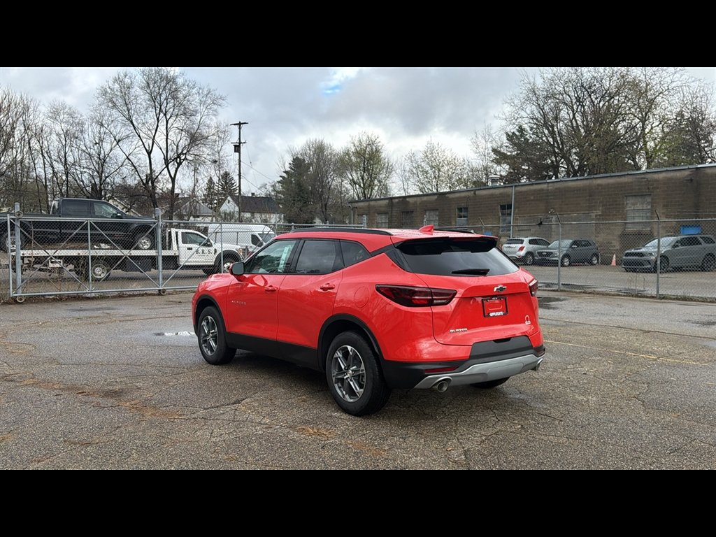 New 2026 Habanero Orange Chevrolet 2LT image 4