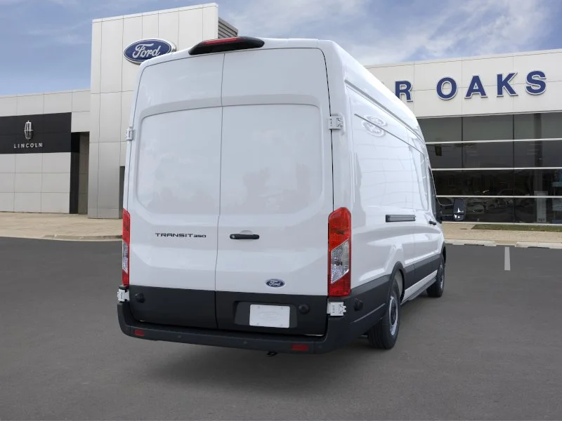 New 2026 Oxford White Ford Base image 8