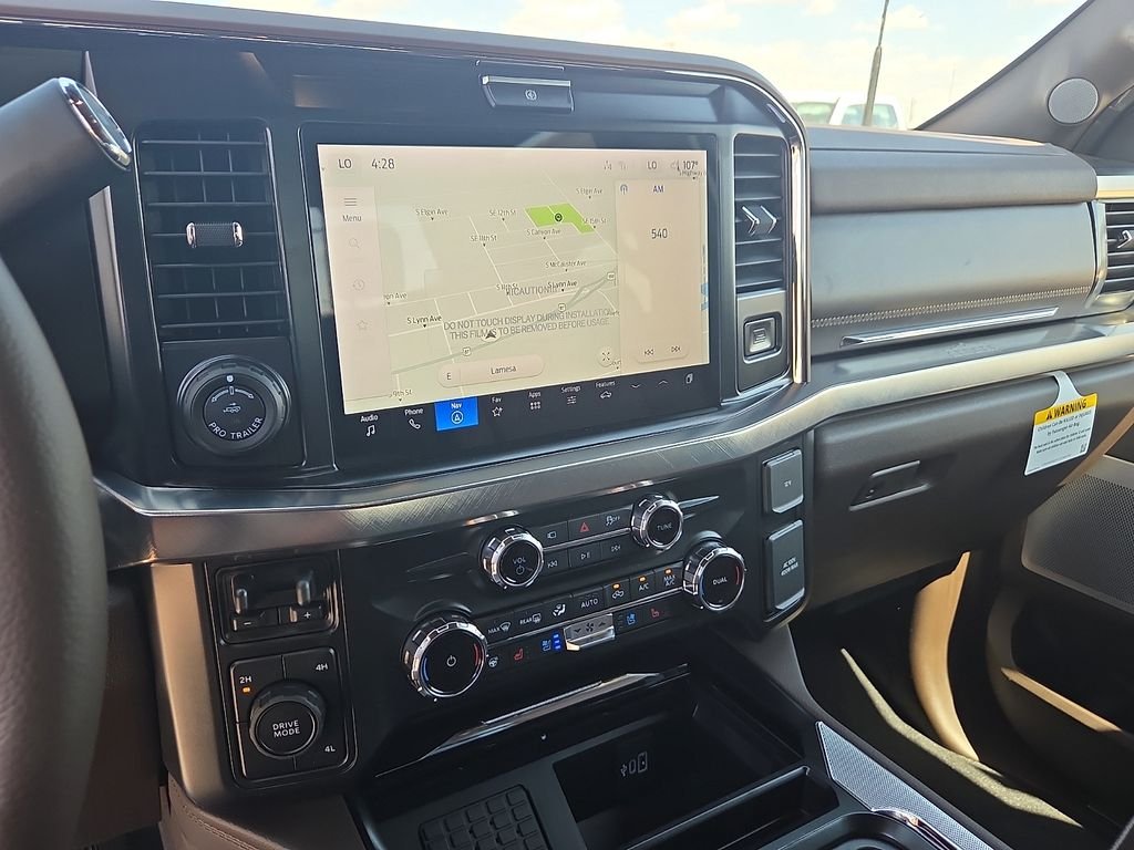 New 2026 Star White Metallic Tri-Coat Ford F-250® King Ranch® image 24