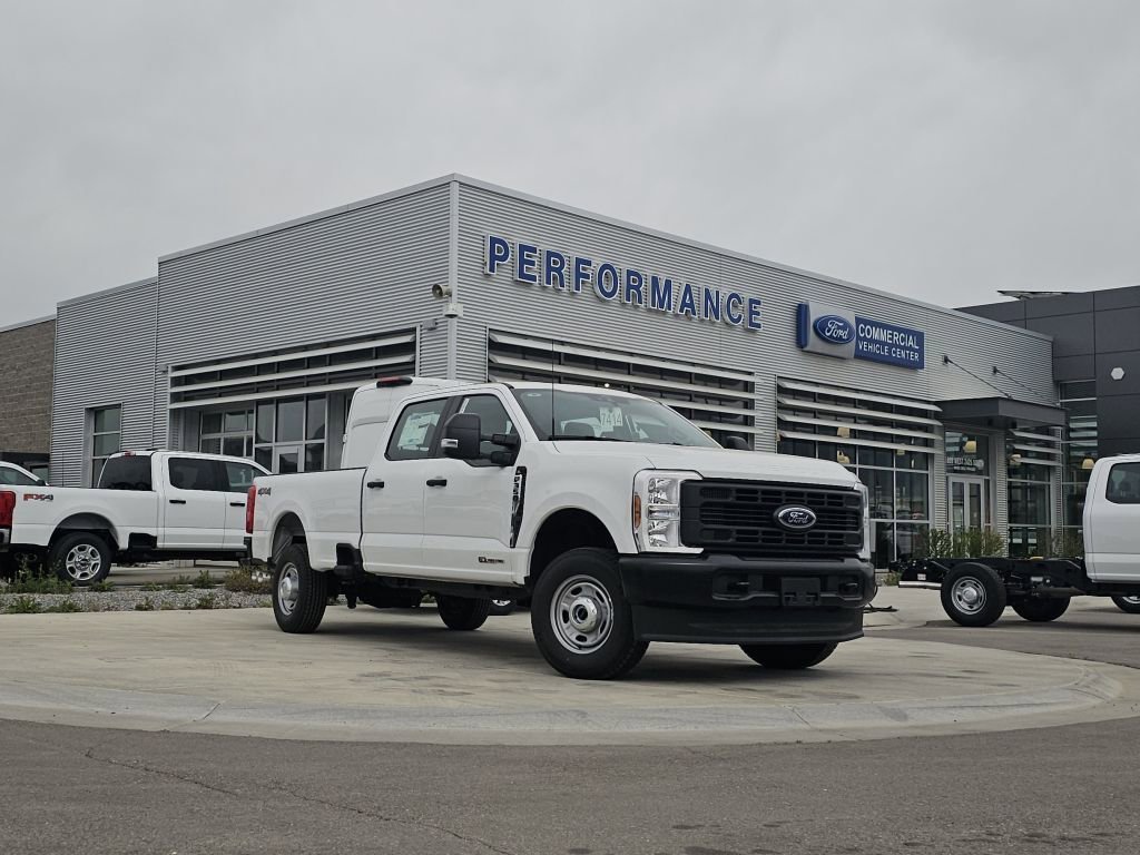 New 2026 Oxford White Ford XL image 2