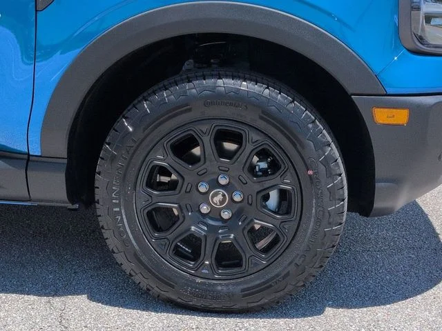 New 2026 Velocity Blue Metallic Ford Badlands® image 11