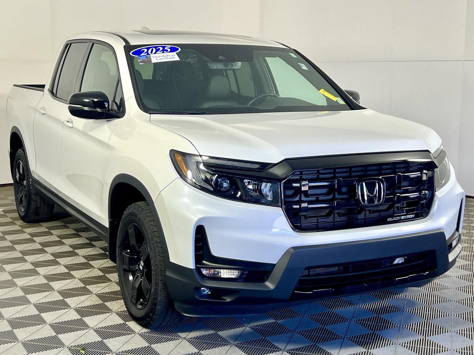 Used 2025 Platinum White Pearl Honda AWD BLACK EDITION image 1
