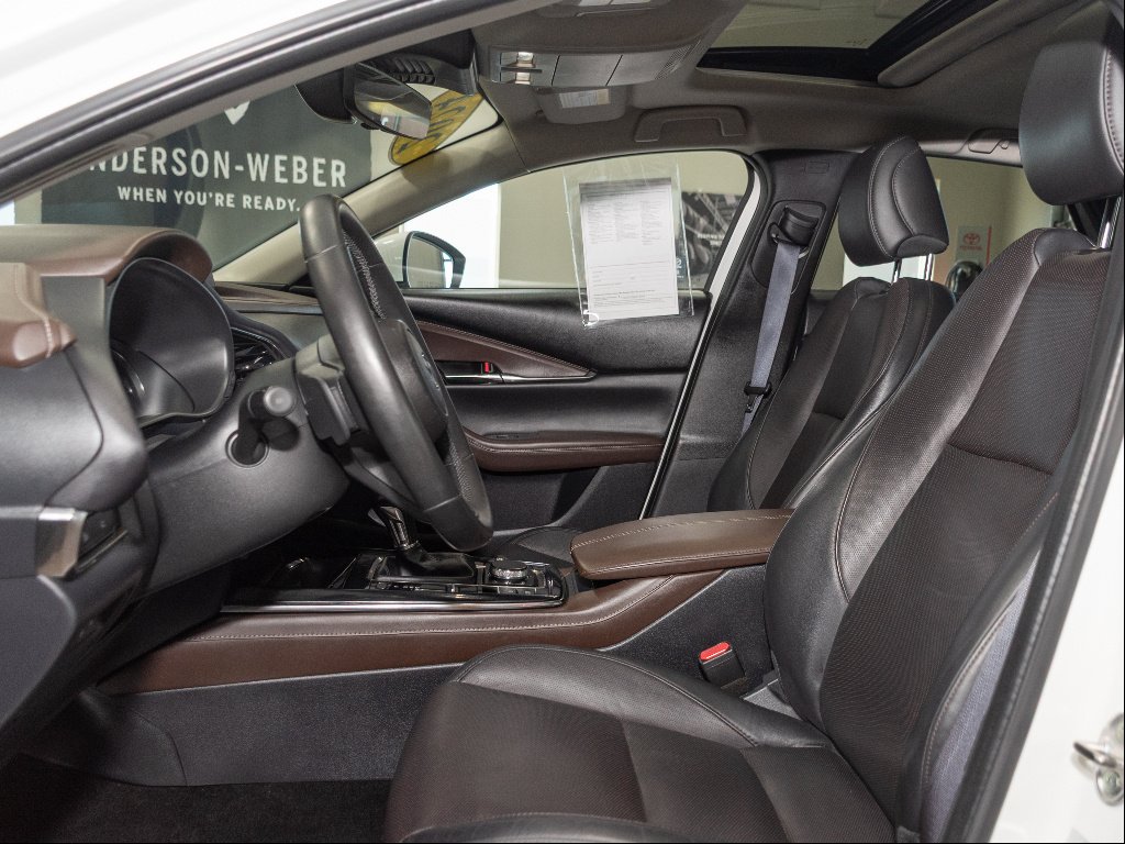 2024 Mazda CX-30 Premium - Photo 8
