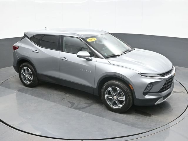 Used 2024 Gray Chevrolet LT image 15