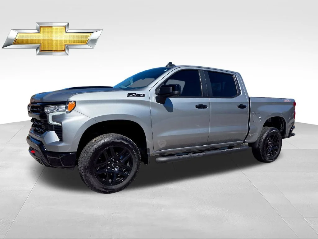 Used 2026 Sterling Gray Metallic Chevrolet LT Trail Boss image 2
