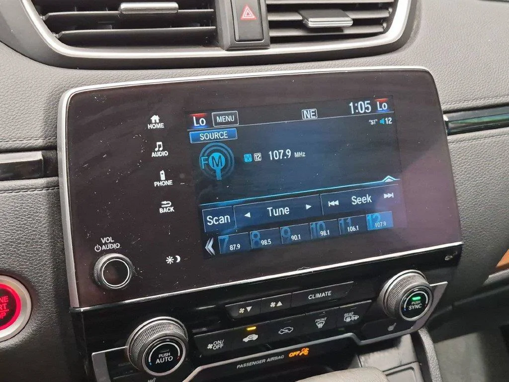 Used 2018  Honda EX image 15
