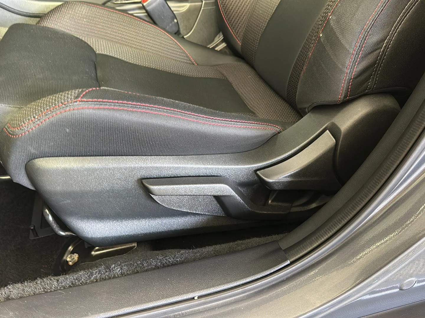 Used 2022 Magnetite Gray Metallic Subaru Premium image 8