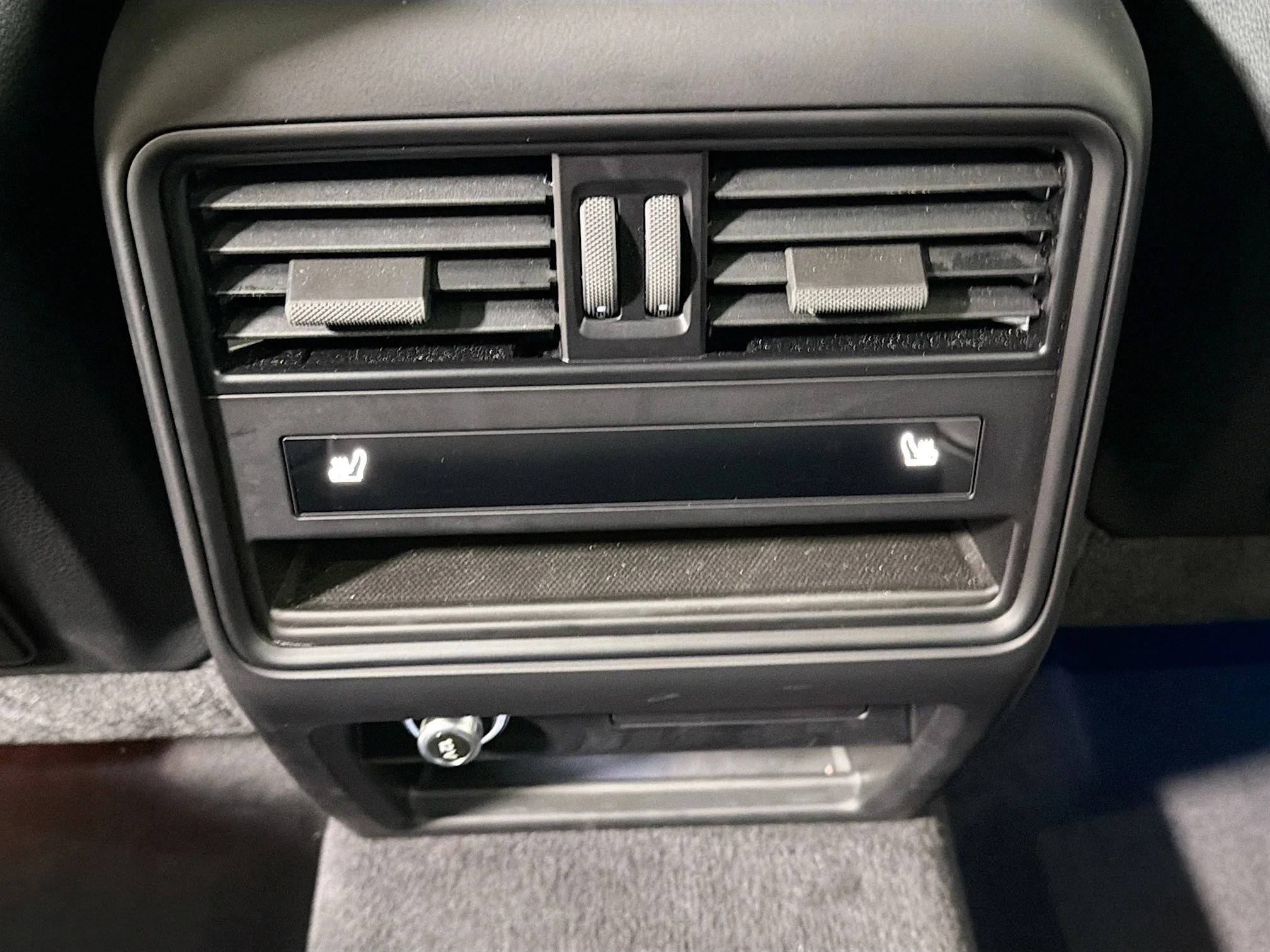 2025 Porsche Cayenne Turbo E-Hybrid - Photo 22