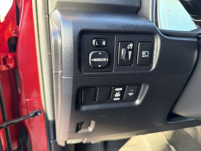 2024 Toyota 4Runner SR5 - Photo 11