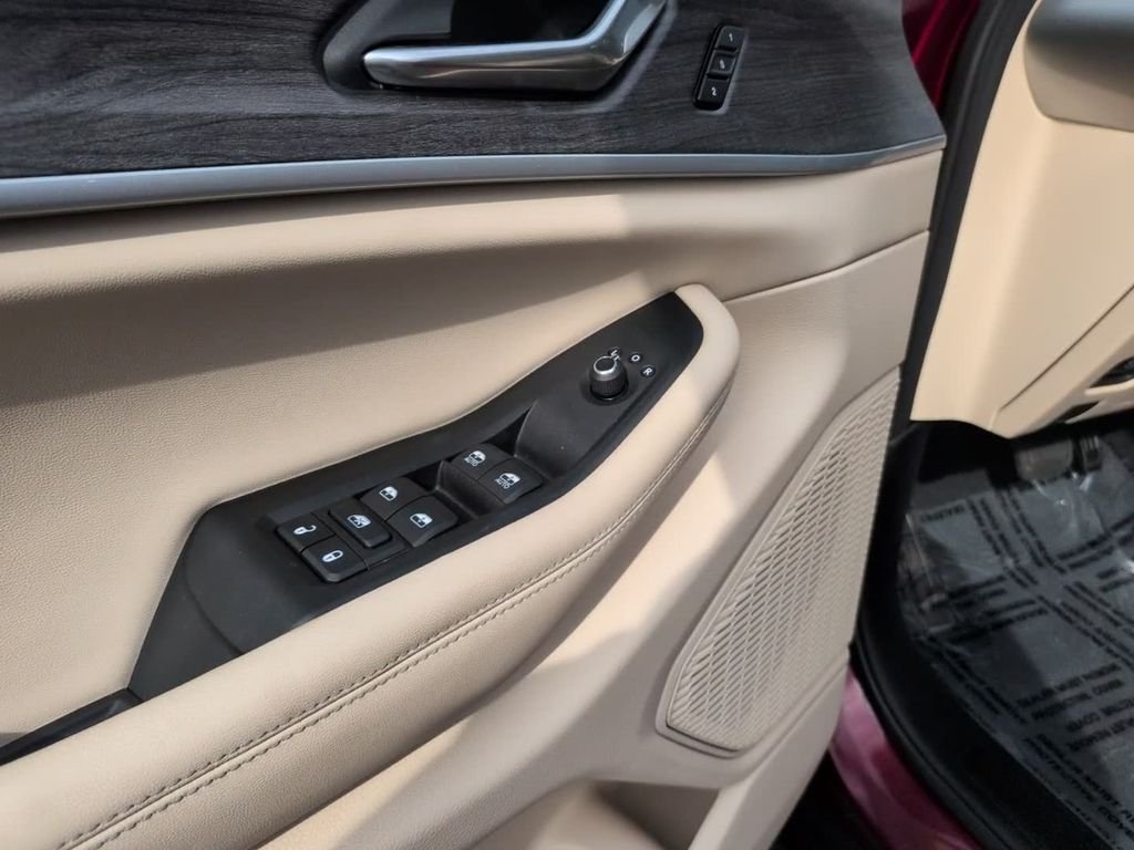Certified Used 2025 Velvet Jeep Limited image 18