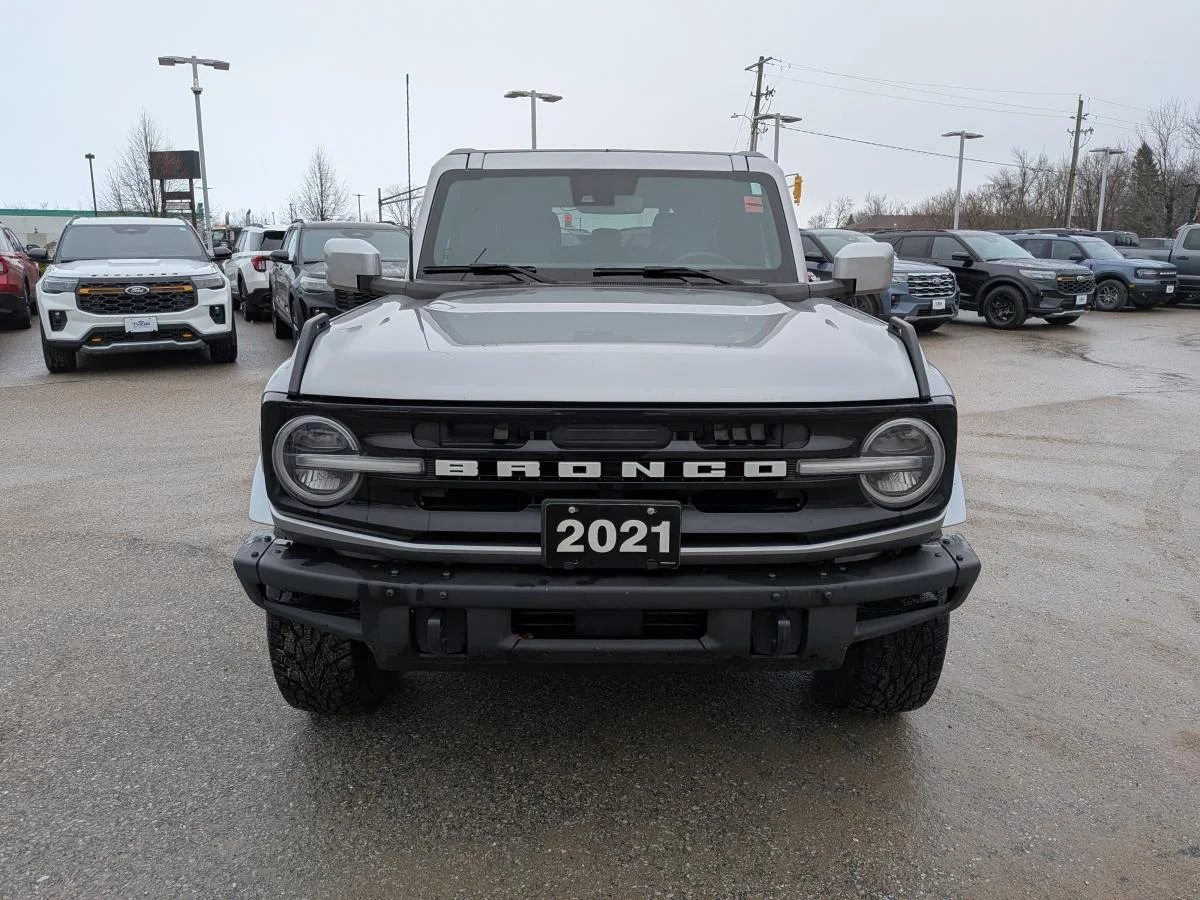 Used 2021 Silver Ford Outer Banks image 2