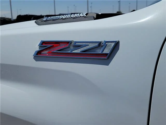 Used 2025 Summit White Chevrolet LTZ 4x4 Crew Cab 6.75 ft. box 159 in. WB image 2