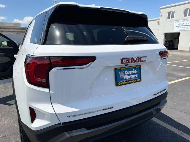 Certified Used 2026 White GMC Elevation image 31
