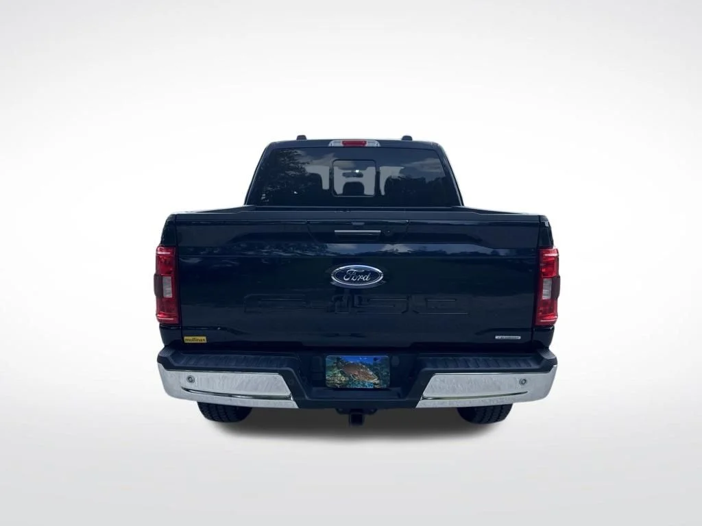 Used 2022 Blue Metallic Ford XLT image 7